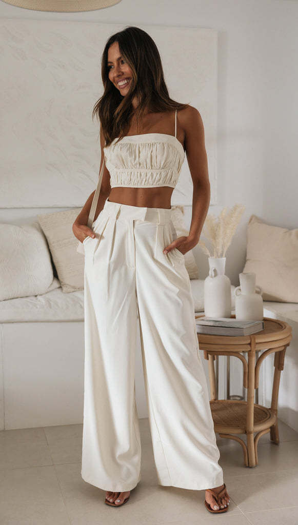 Women's Solid Color Sleeveless Suspender Short Top And Pants Set eprolo