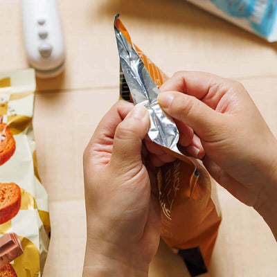 Mini Heat Bag Sealing Machine Package Sealer Bags Plastic Food Sealer Clip Bag Handheld Sealer Food Packaging Heat Sealer eprolo