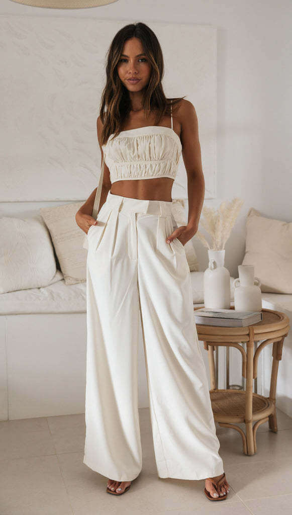 Women's Solid Color Sleeveless Suspender Short Top And Pants Set eprolo