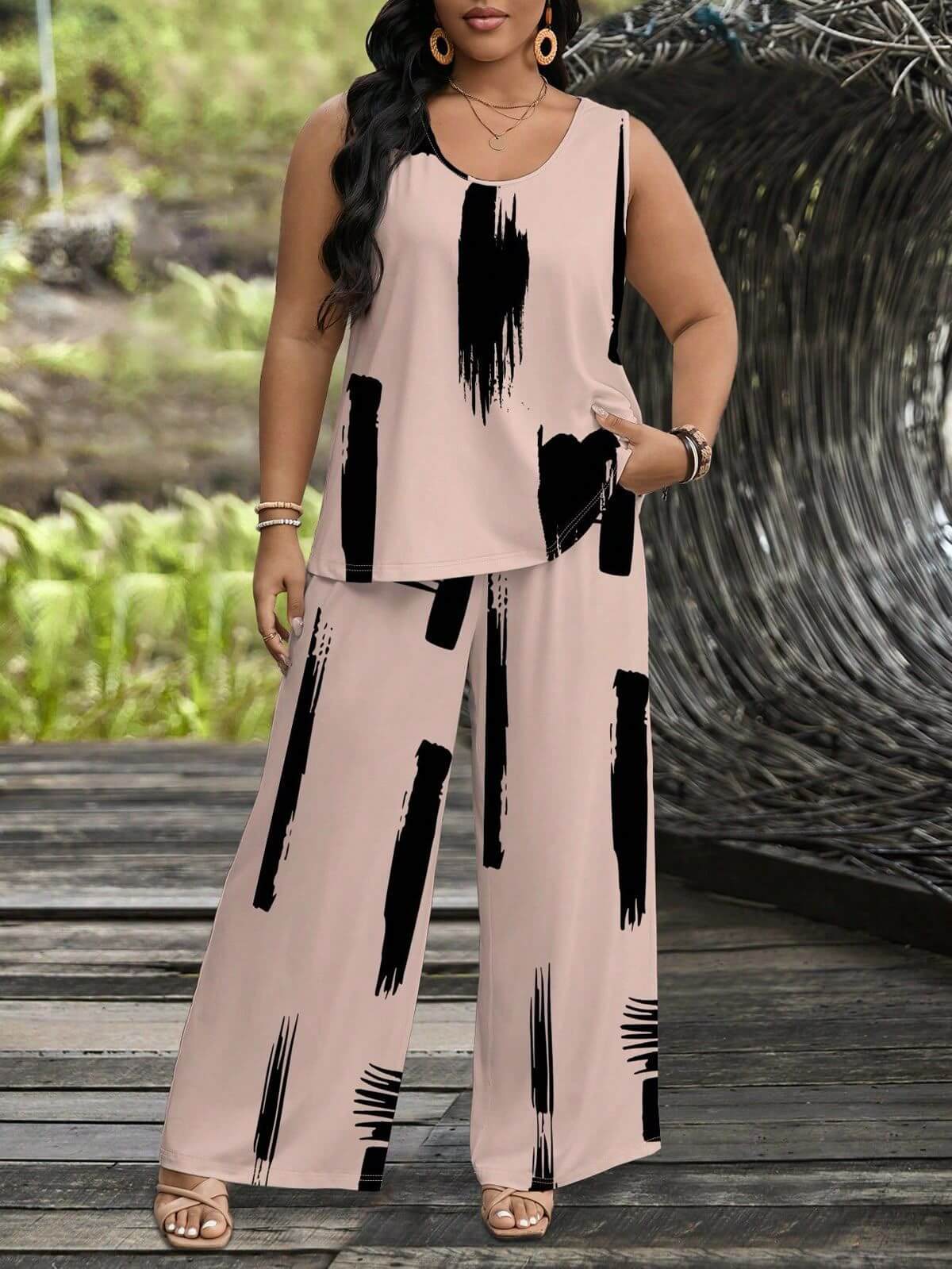 Trendy fashion suit for women with wide-leg trousers