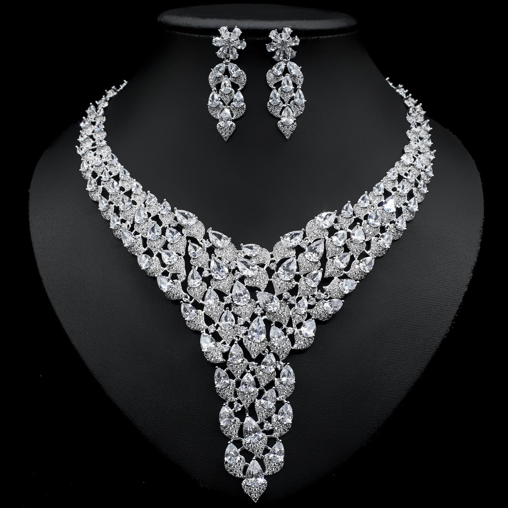 Full Diamond Exaggerated Fashion Necklace Earrings eprolo