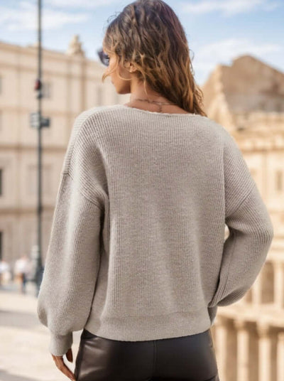 A Solid-color Long-sleeved Top With A Large Collar For Ladies eprolo